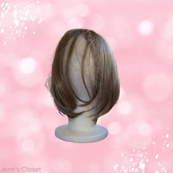 Gabor Top Tier in Butter Toast(?). Not a full wig. - Picture 3 of 9